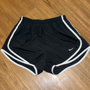 Nike Tempo Dry Core 3” Shorts